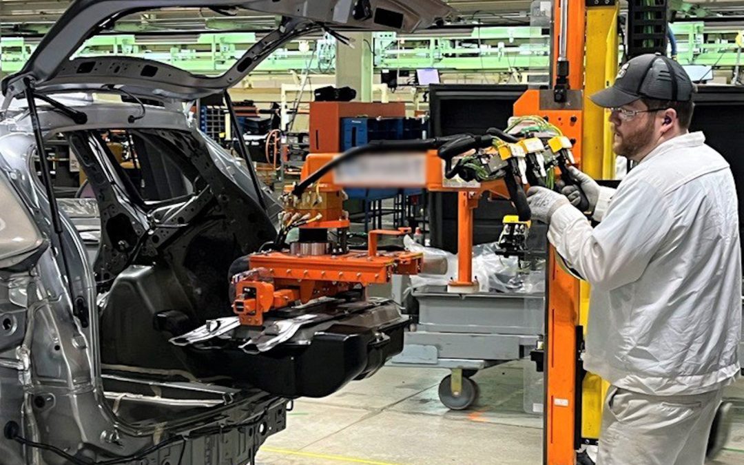 UAW Steps Up Organizing Drive, Files Charges at Three Non-Union Plants