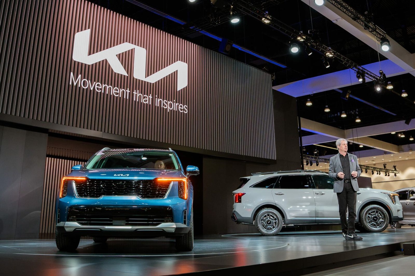 Kia Sorento LA debut pair