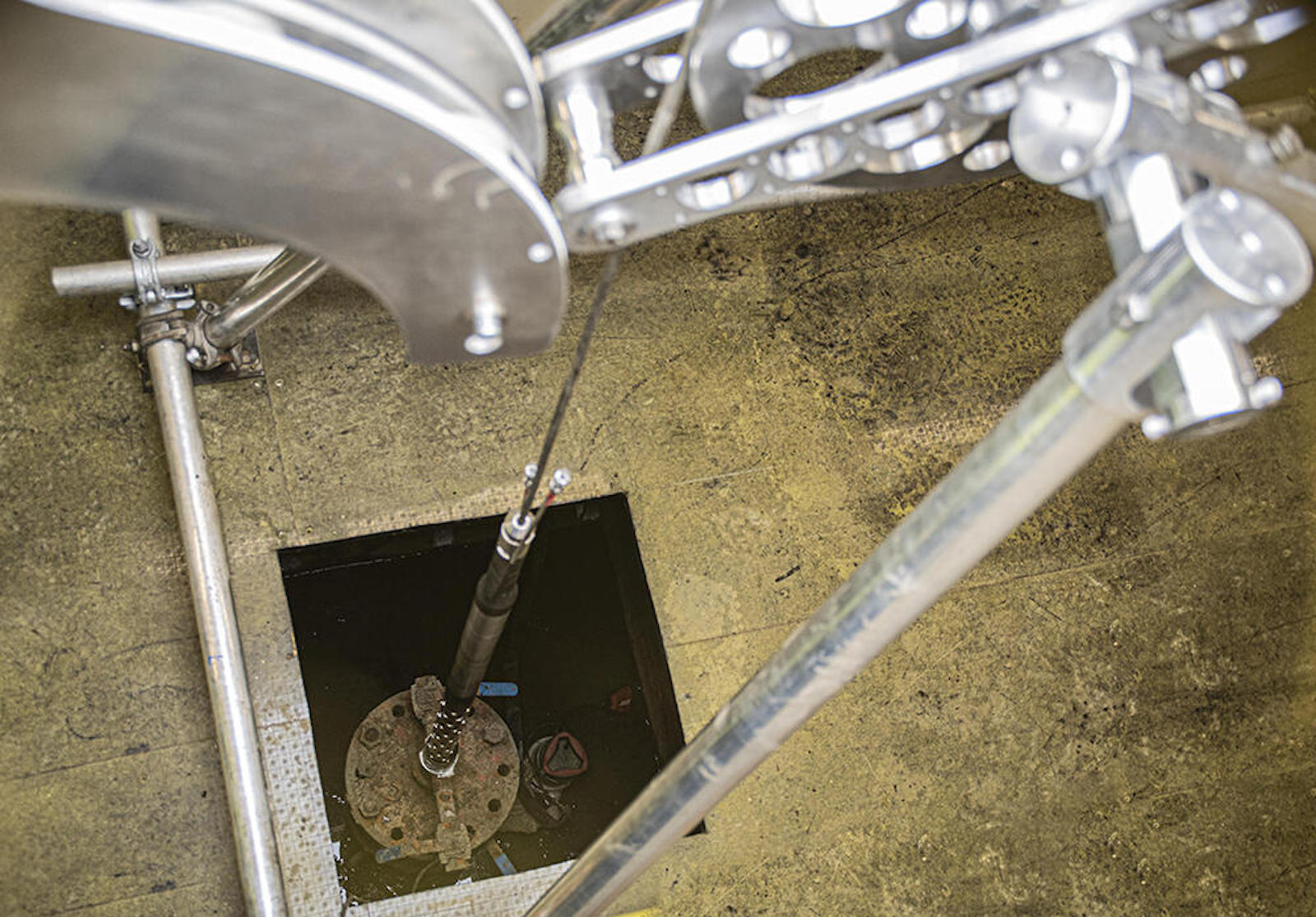 SysMoG probe lowered into borehole