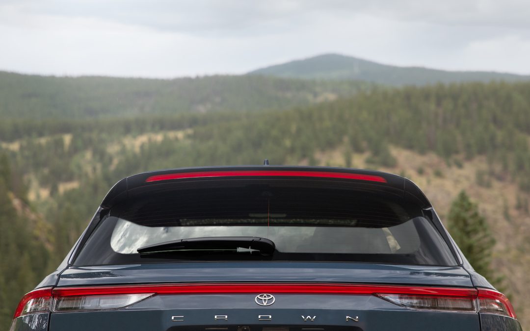 Toyota Confirms Crown Crossover Will Debut at LA Auto Show
